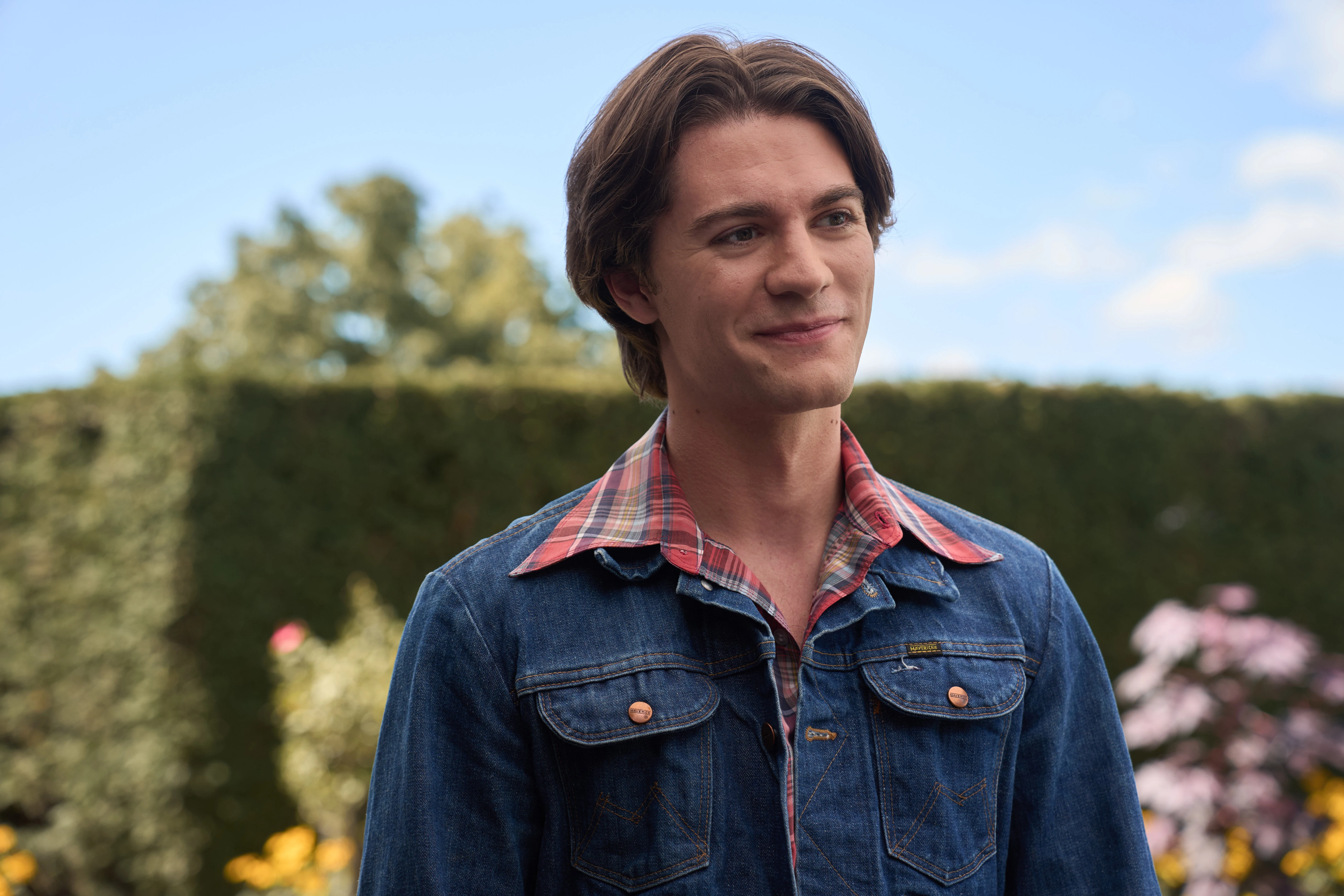 Colton "Cole" Landry as 1974 teen, secret traveler